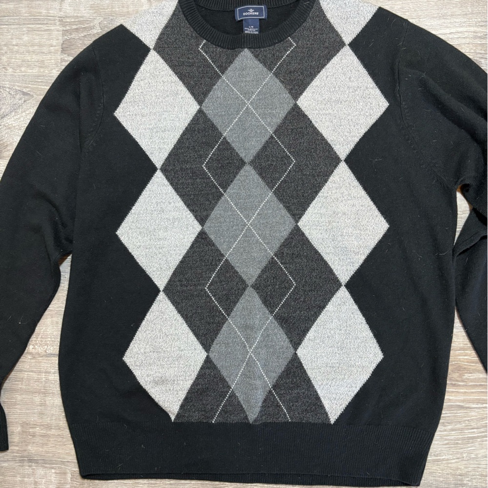Dockers Black and Gray Argyle Sweater